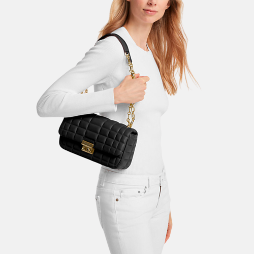 Bolso de hombro MK Tribeca grande de piel acolchada Negro - Imagen 2