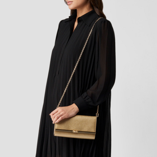 Bolsa de mano / Crossbody clutch en piel vacuna lisa Pale Gold - Imagen 4